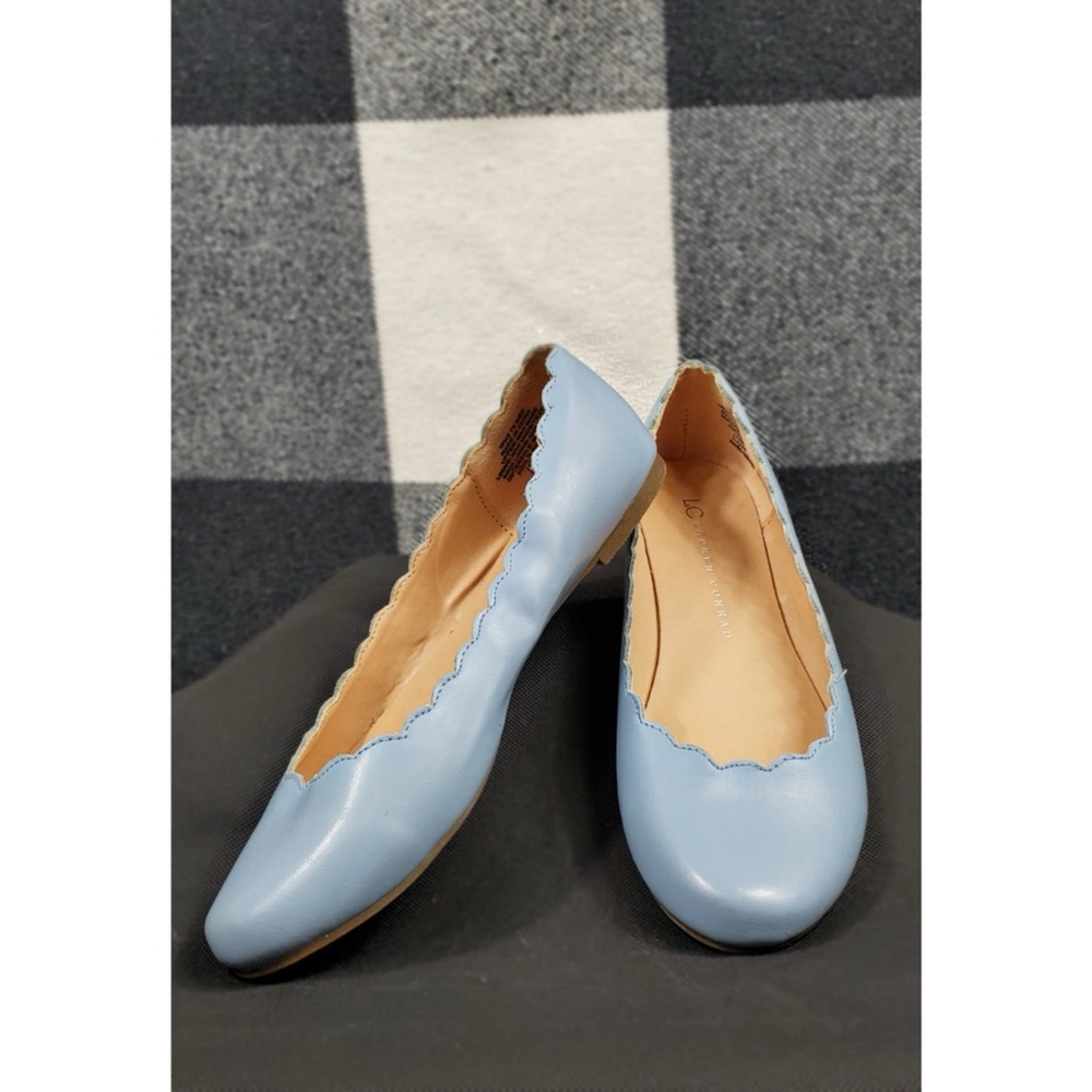 Lauren Conrad flats